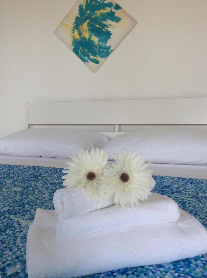 Laris Bed & Breakfast กัสเตลลาบาเต ภายนอก รูปภาพ