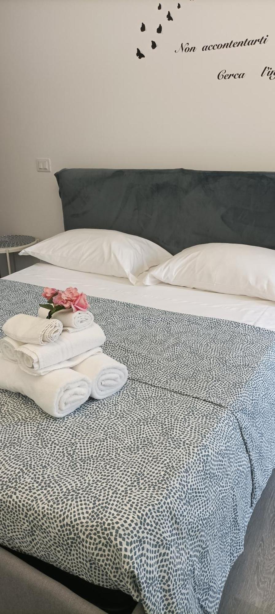 Laris Bed & Breakfast กัสเตลลาบาเต ภายนอก รูปภาพ